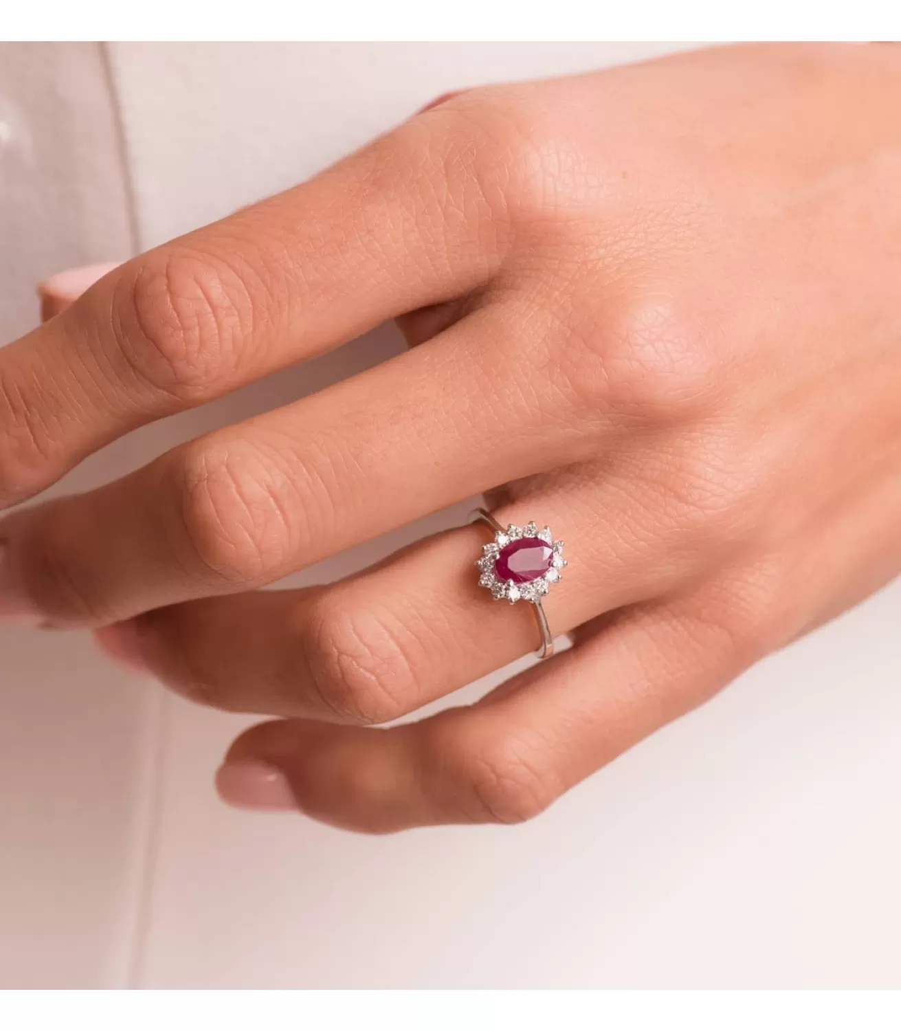 Anillo Sybil Oro Blanco 18K Rubi Y Diamantes<Alda Joyeros New