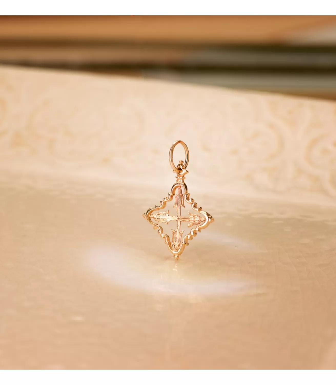 Colgante Cruz Mallorquina Oro 18K 22Mm<Alda Joyeros Store