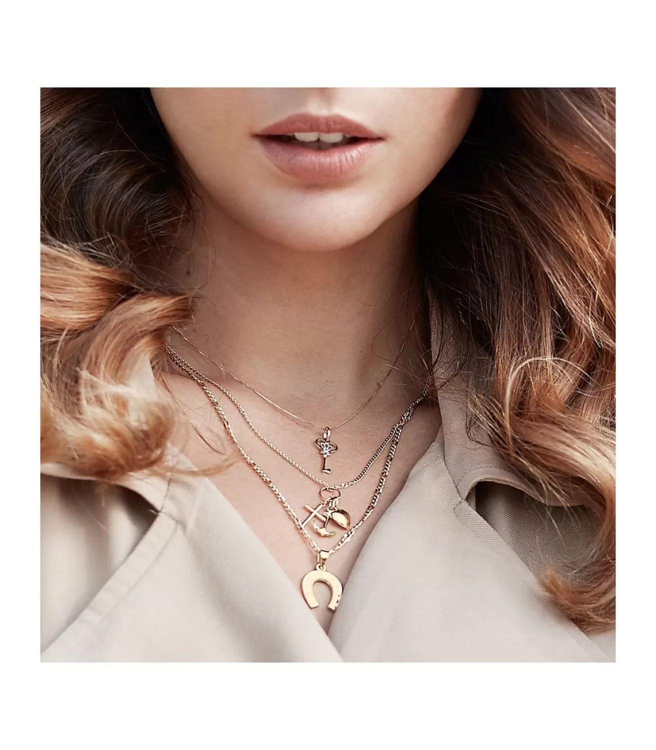 Colgante Tres Virtudes Oro 18K 25 Mm<Alda Joyeros Fashion