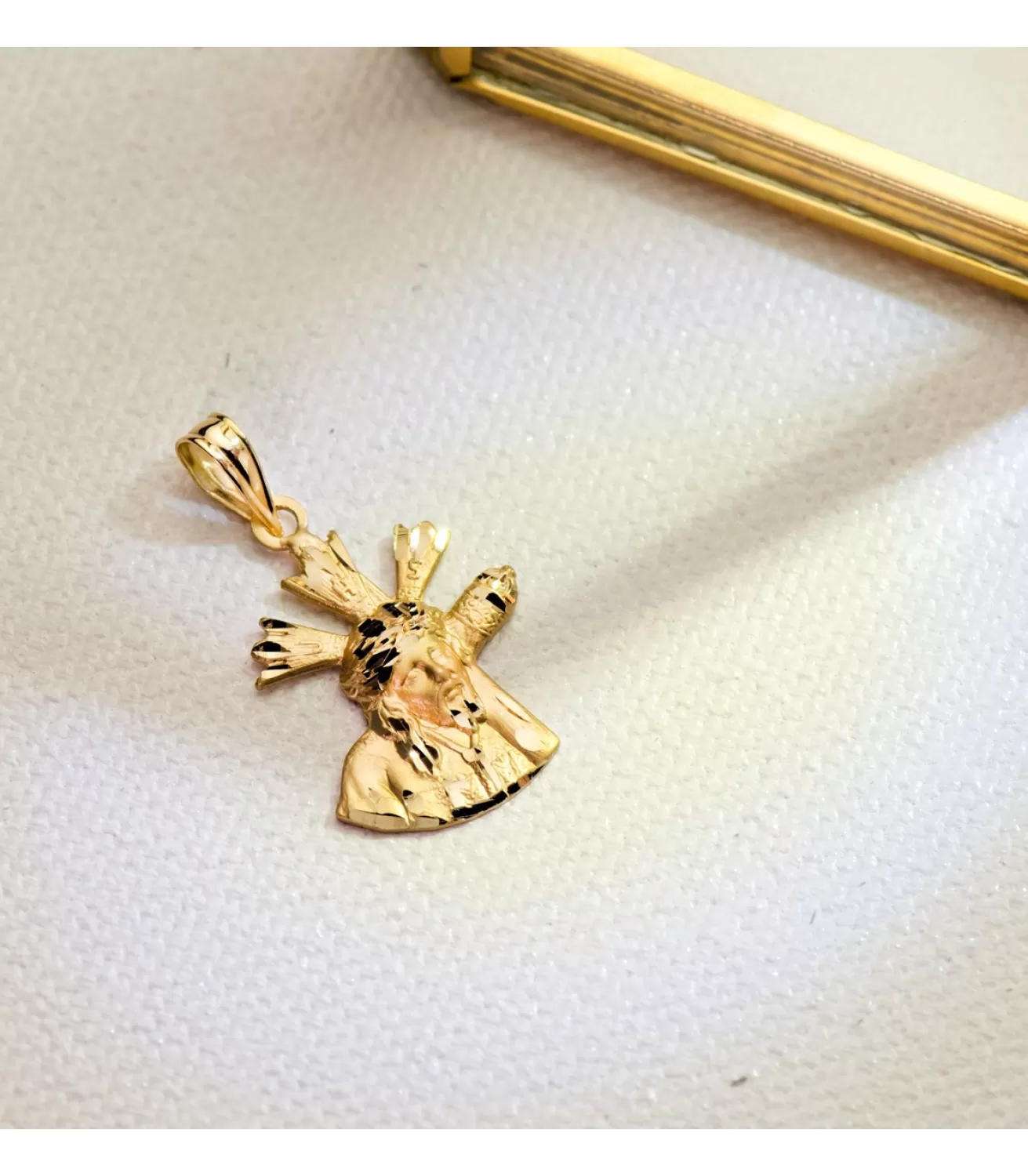 Cristo Del Gran Poder Silueta Oro 18K 20Mm<Alda Joyeros Hot