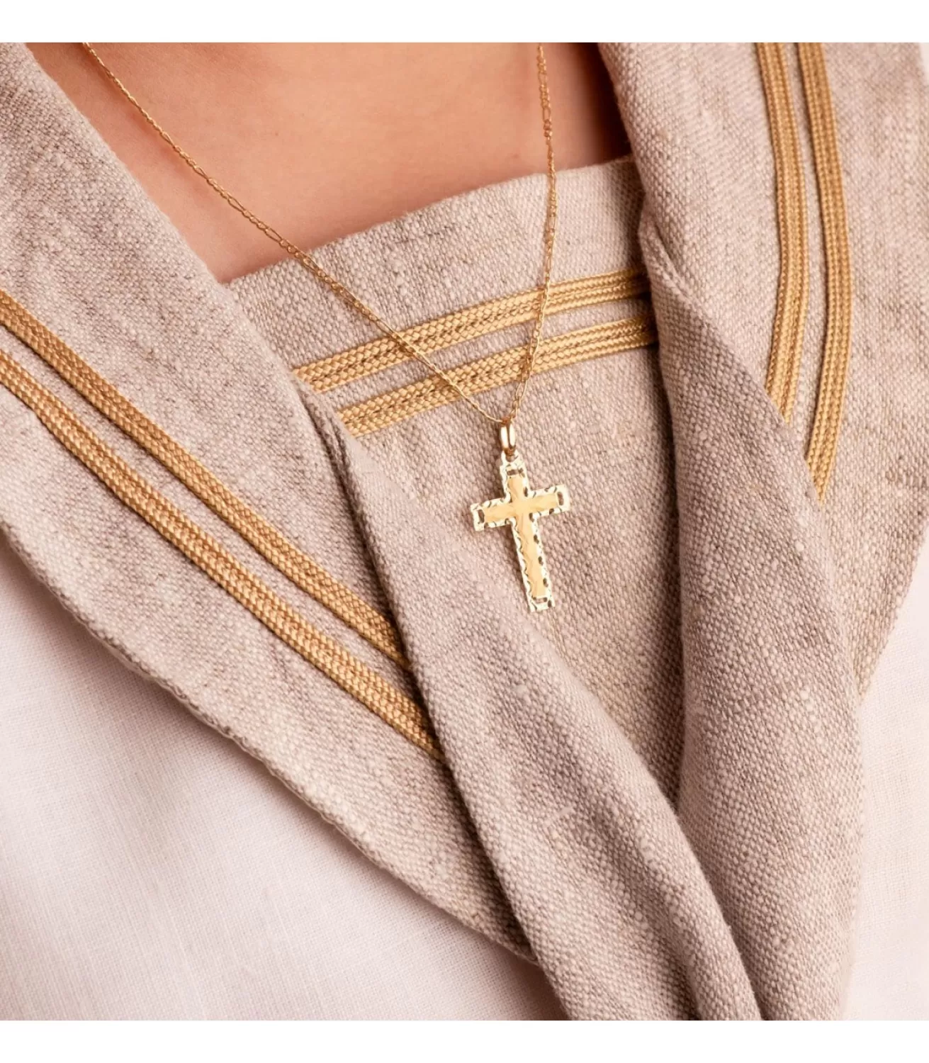 Cruz Plana Calada Oro 18 K 25 Mm<Alda Joyeros Outlet