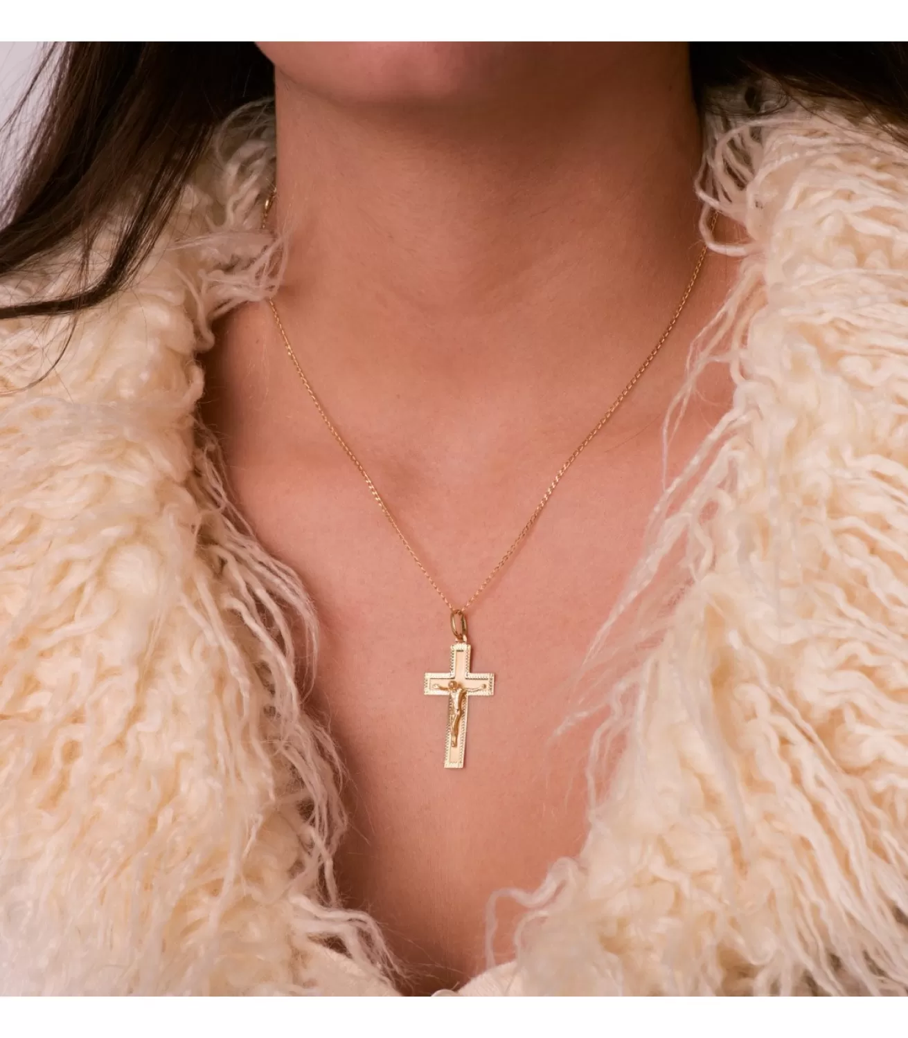 Cruz Rectangular Cristo Oro 18 Ktes Tallada<Alda Joyeros Fashion