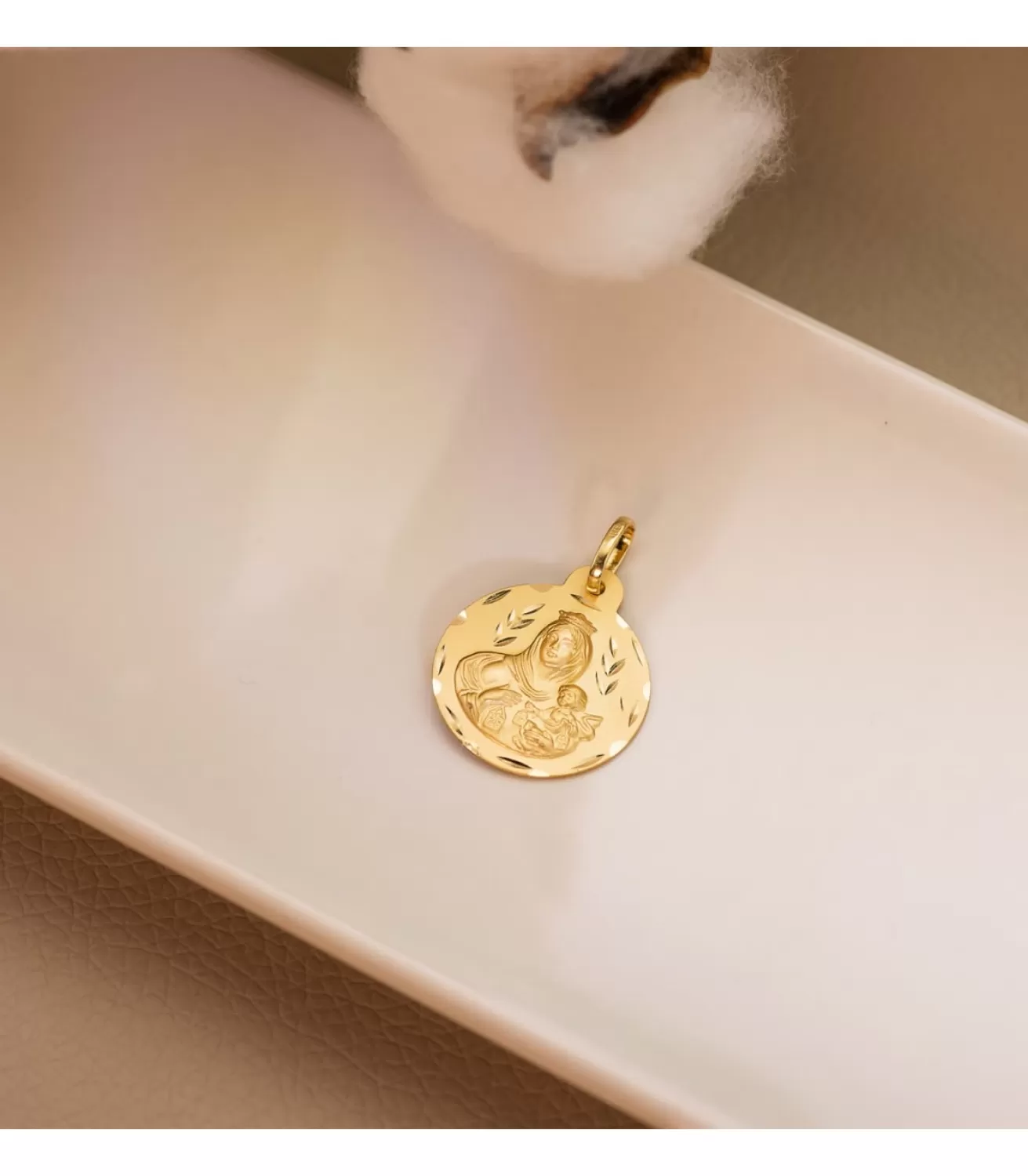 Escapulario V. Carmen Y C. Jesus Oro 18K 20Mm Tallado<Alda Joyeros Outlet
