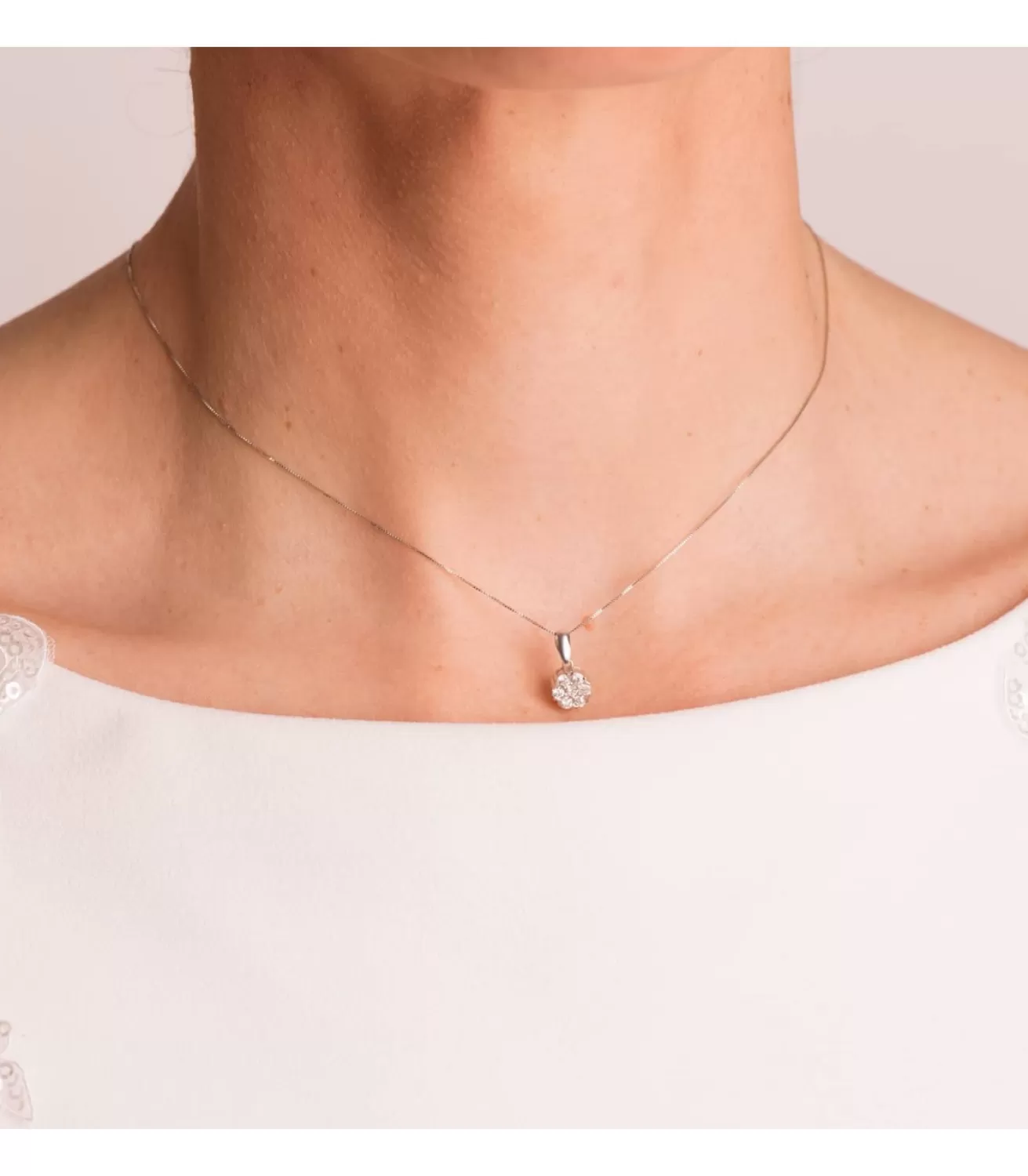 Gargantilla Indira Diamantes 0.301 Qtes. Ob 18K<Alda Joyeros Outlet