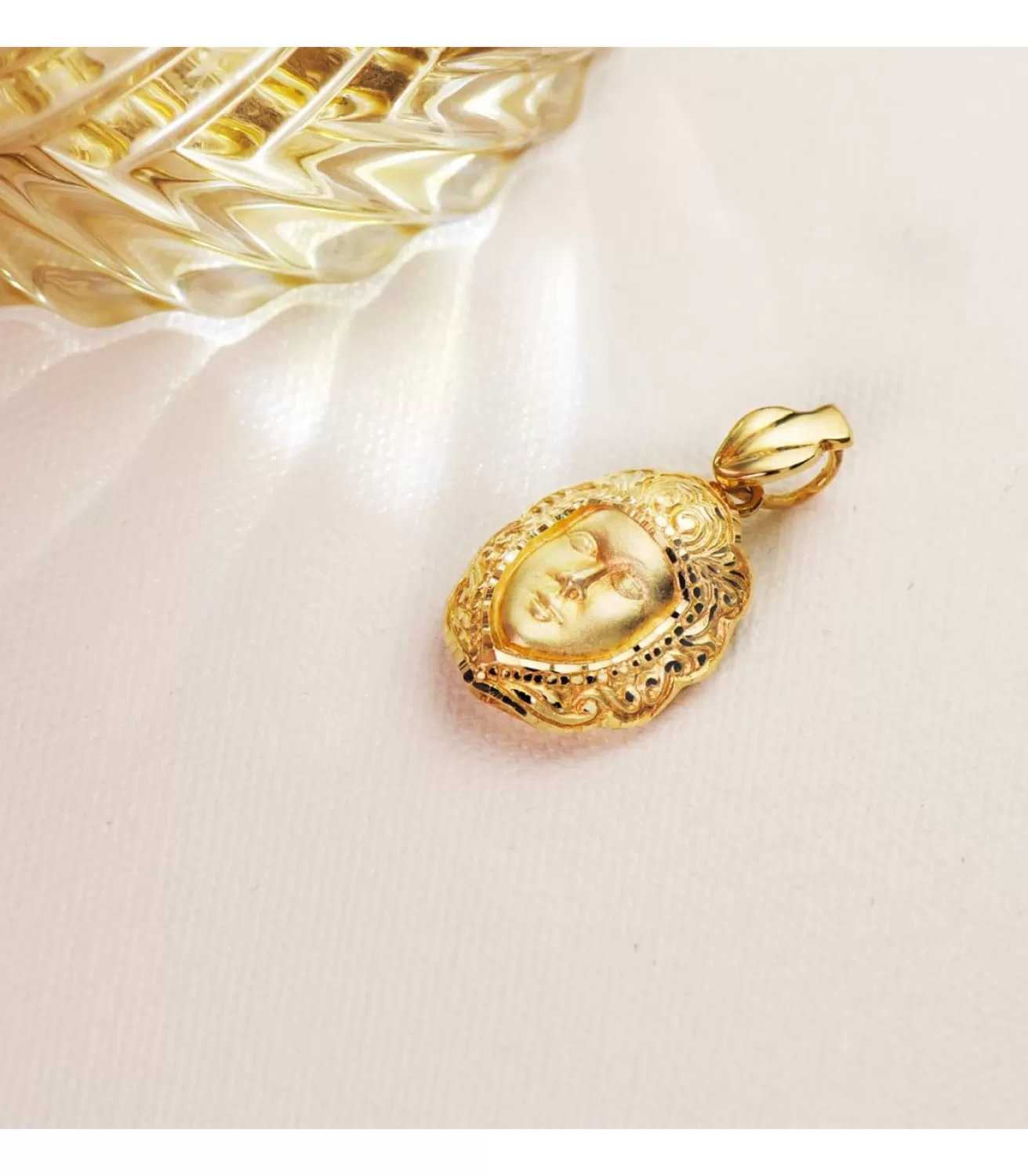 Medalla Rostro Virgen Del Rocio Oro 18K 26Mm<Alda Joyeros Discount