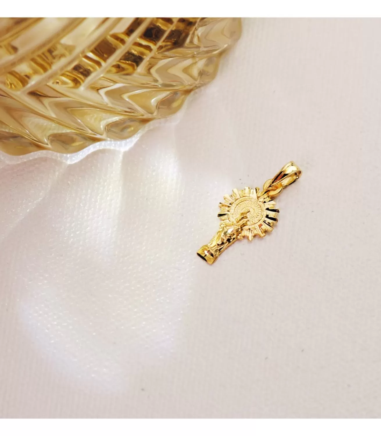 Medalla Silueta Virgen Del Pilar 18 Ktes 17Mm<Alda Joyeros Cheap