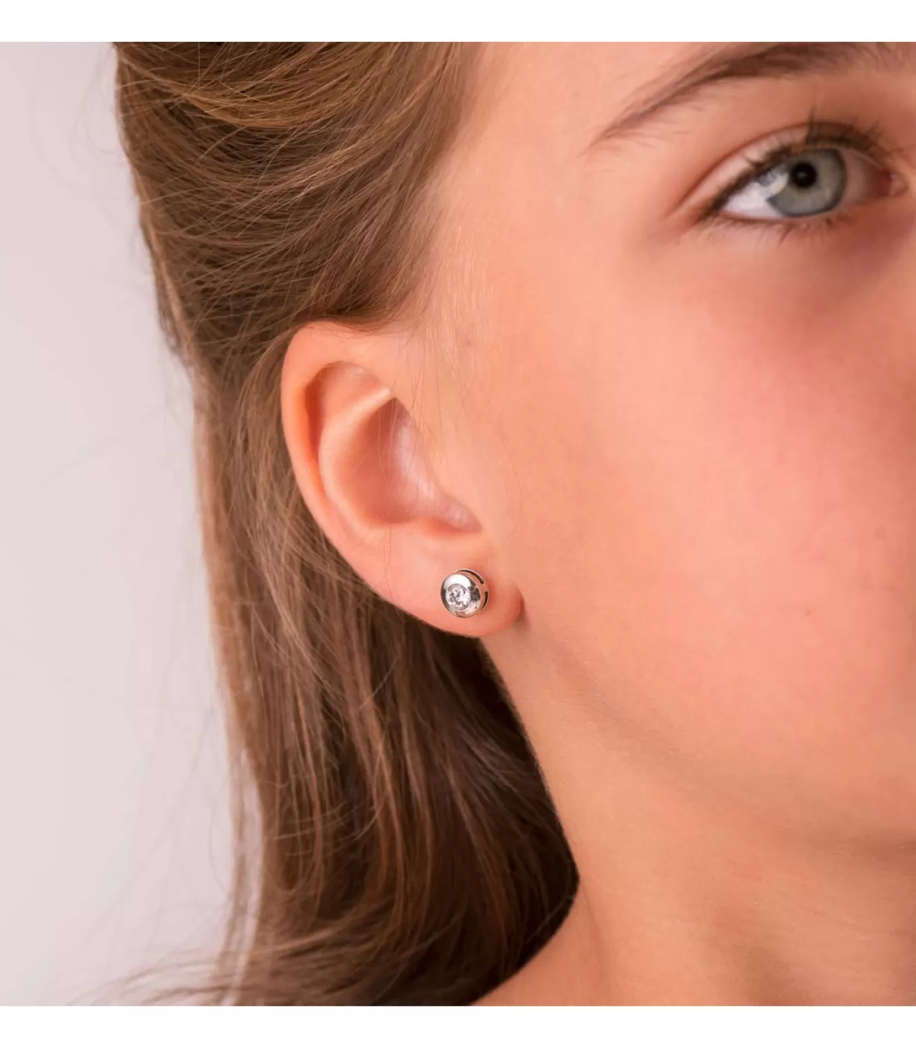 Pendientes Mercedes 6.5 Mm 18 Ktes<Alda Joyeros Hot