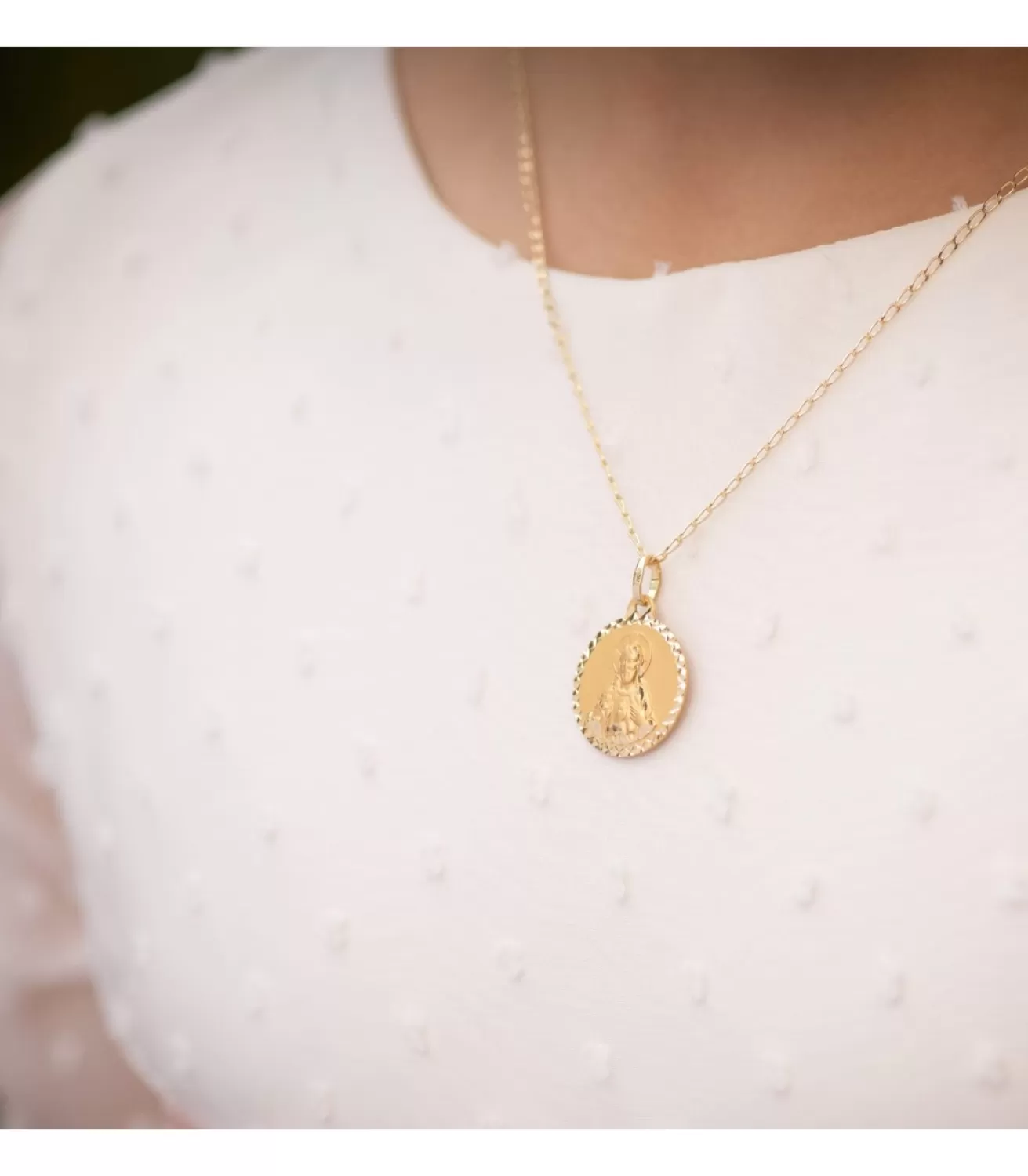 Sagrado Corazon De Jesus Talla Oro 18K 20 Mm<Alda Joyeros Clearance
