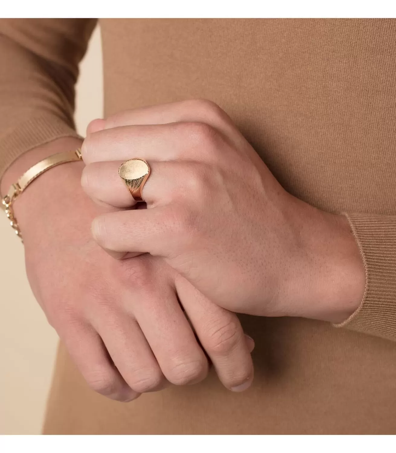 Sello Caballero Romeo Oro Amarillo 18K Oval<Alda Joyeros Shop