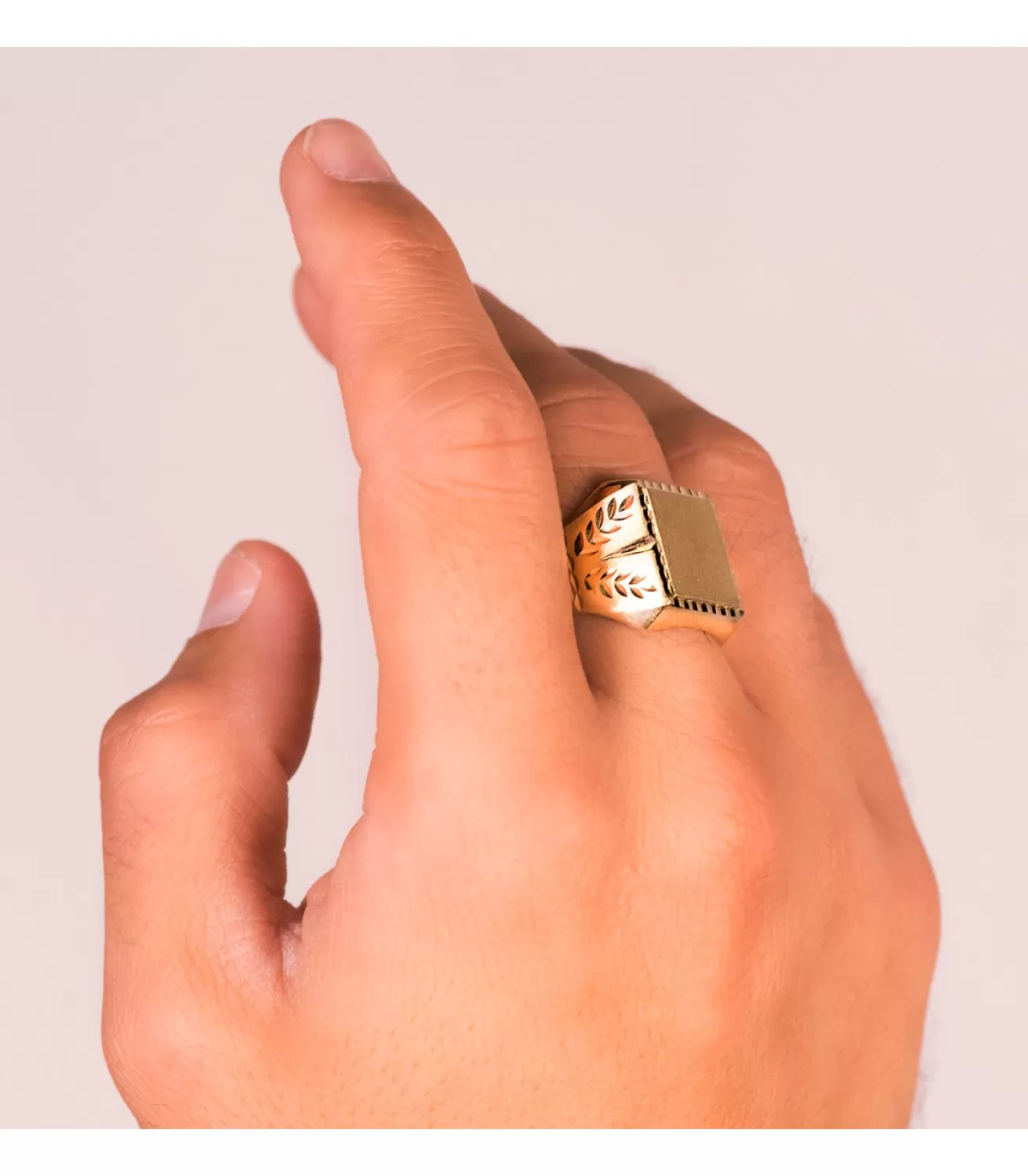 Sello Oro Hombre James 18K<Alda Joyeros Best